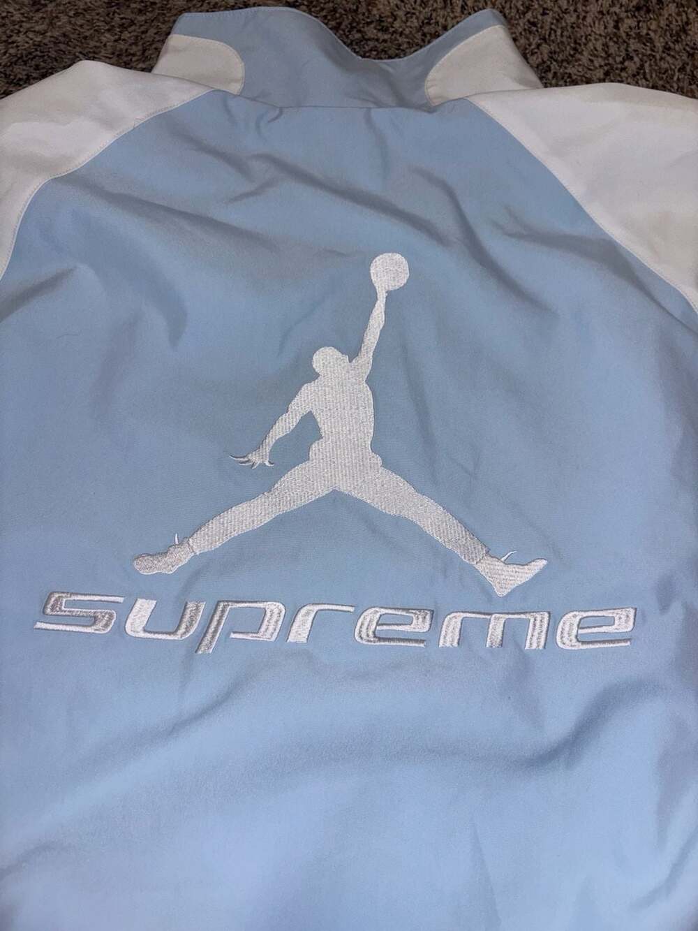 Supreme x Jordan Track Jacket White / Light Blue. NWT. Large - Picture 6 of 8